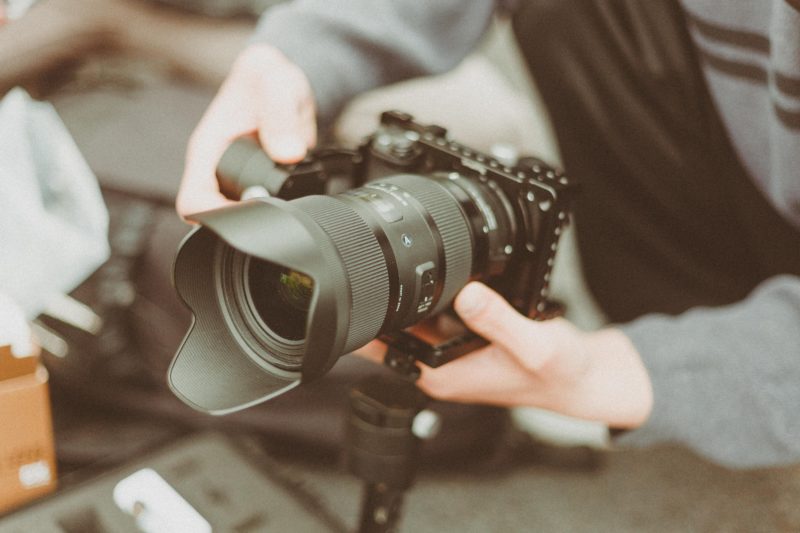 fokus peaking kamera mit zoom objektiv